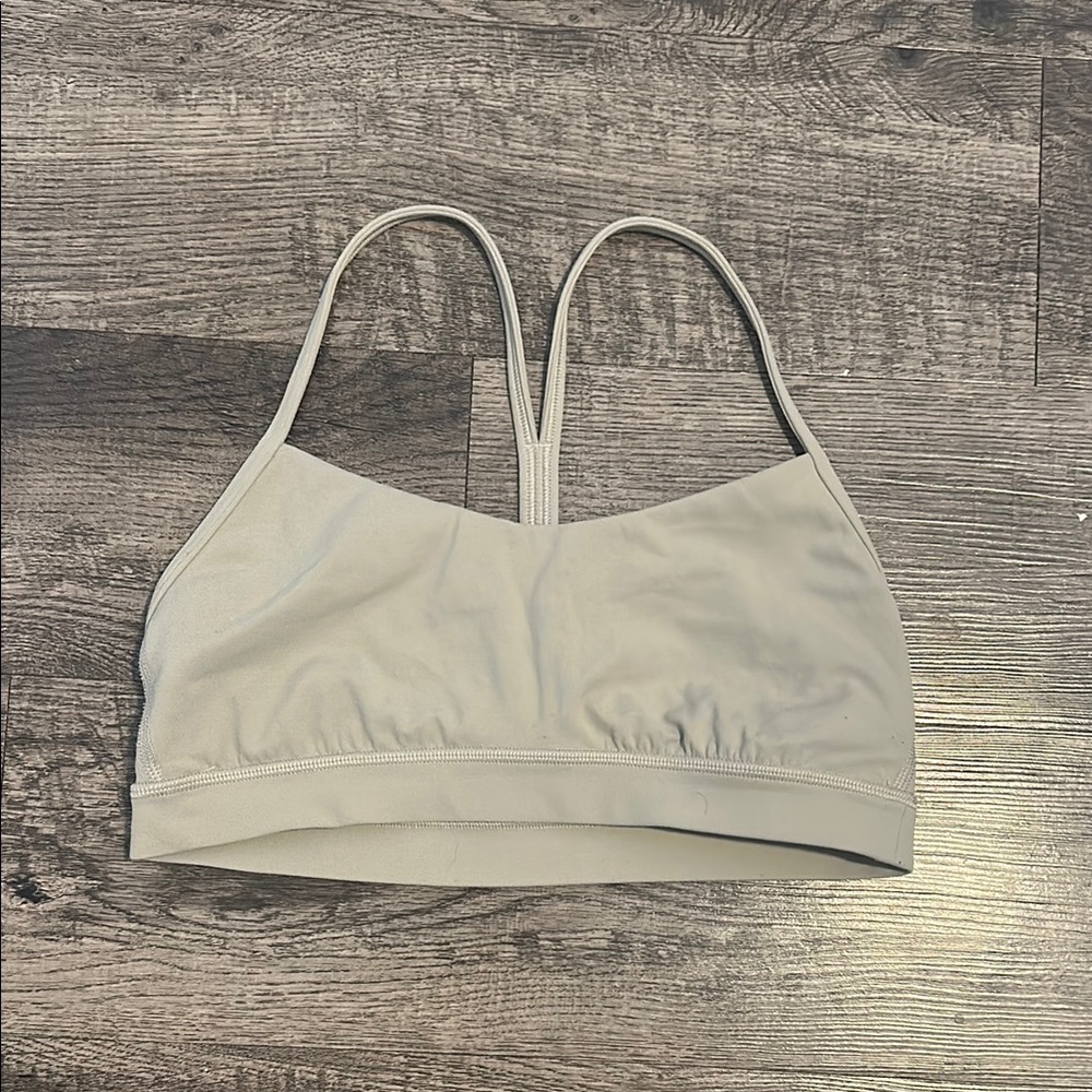Lululemon flow y bra size 8